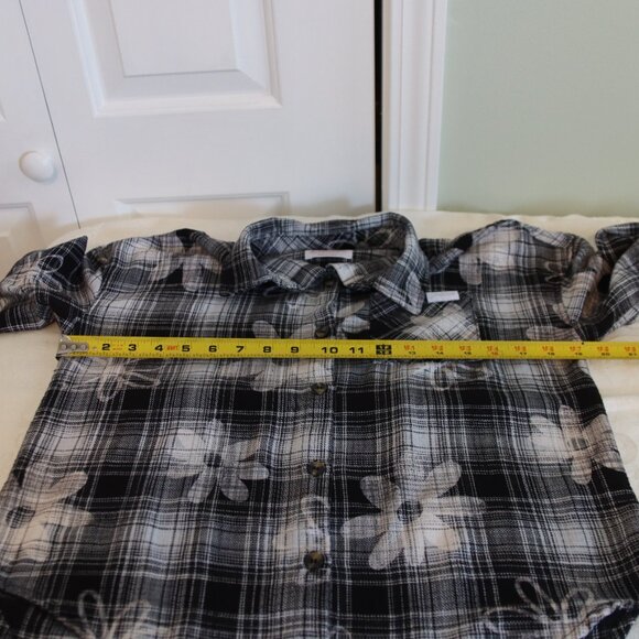 Justice Flowered Plaid and floral button up Size L - Picture 6 of 9